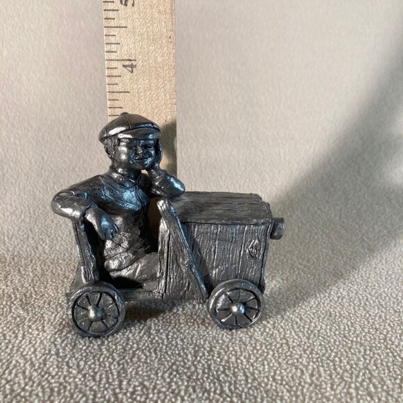 Michael‎ Ricker Pewter "Bob" TD7 Park City Train Depot Boy/Soap Box Derby 1981 - Picture 4 of 8